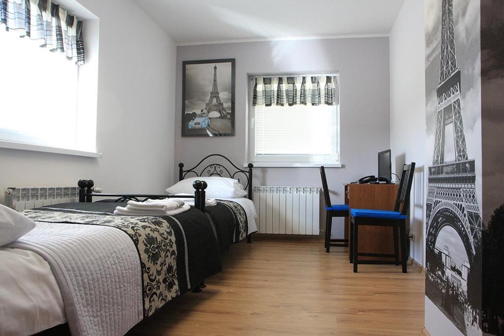 Leo Hostel Познань Номер фото