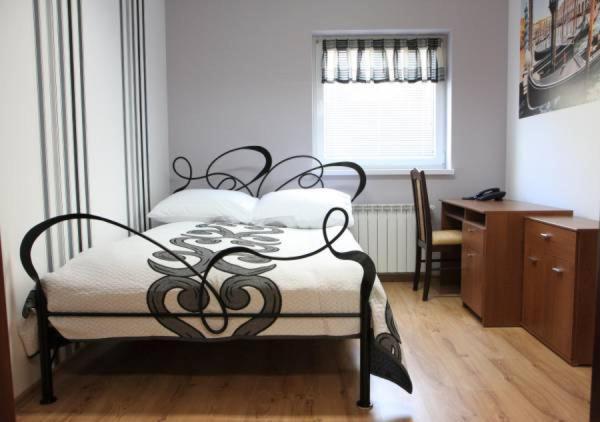 Leo Hostel Познань Номер фото