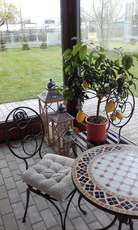 Leo Hostel Познань Екстер'єр фото
